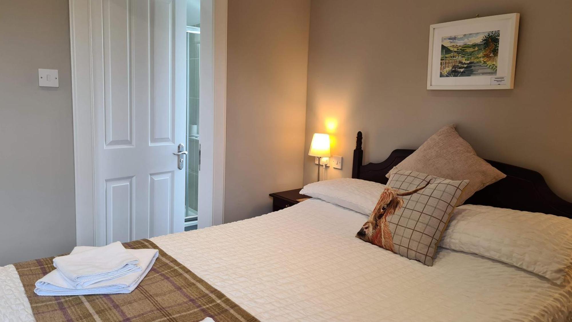Glenisla Hotel Blairgowrie and Rattray ภายนอก รูปภาพ