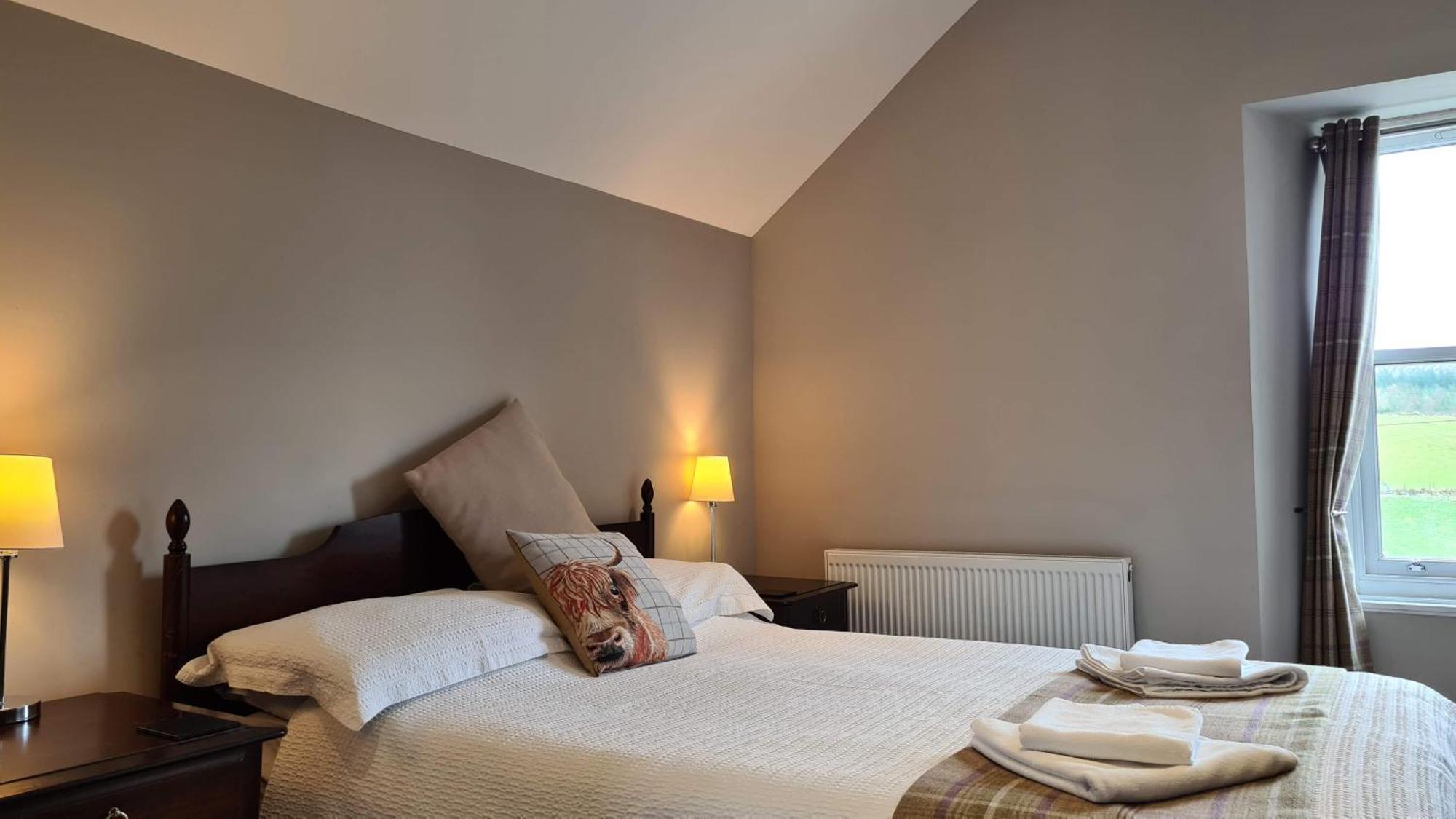 Glenisla Hotel Blairgowrie and Rattray ภายนอก รูปภาพ